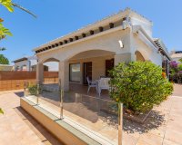 Verkoop - Villa - Orihuela Costa - Punta Prima