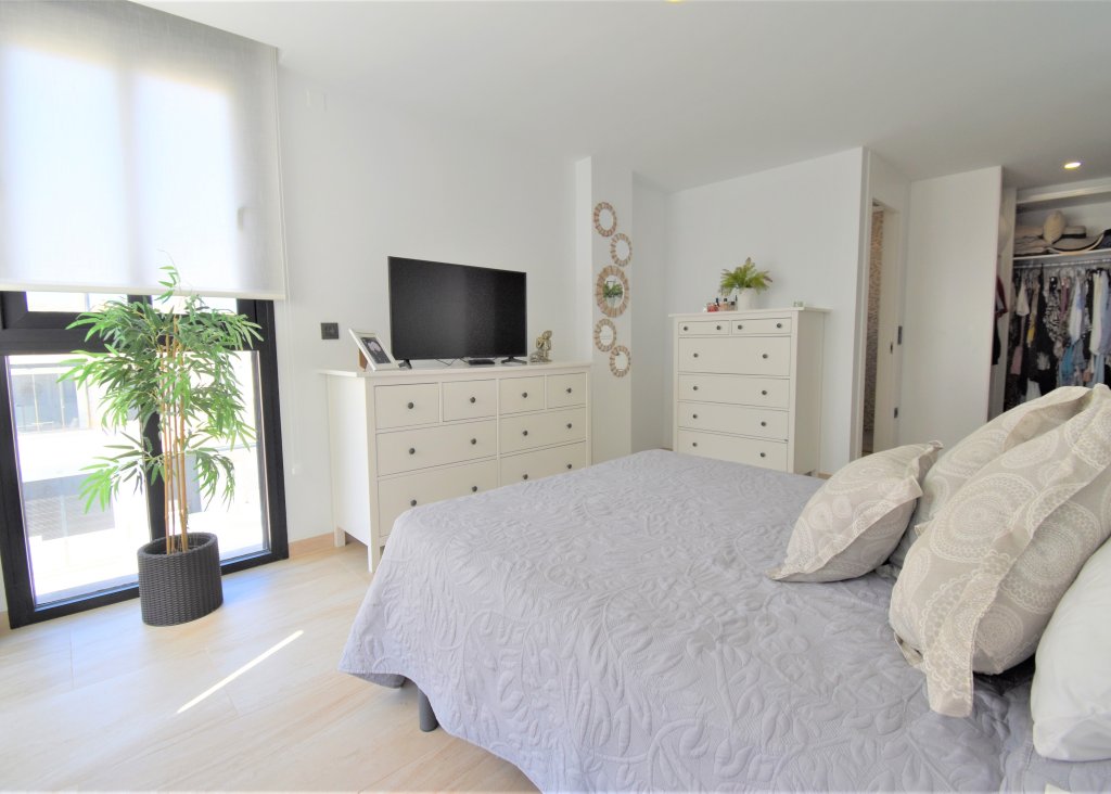 Verkoop - Villa - Orihuela Costa - Villamartin