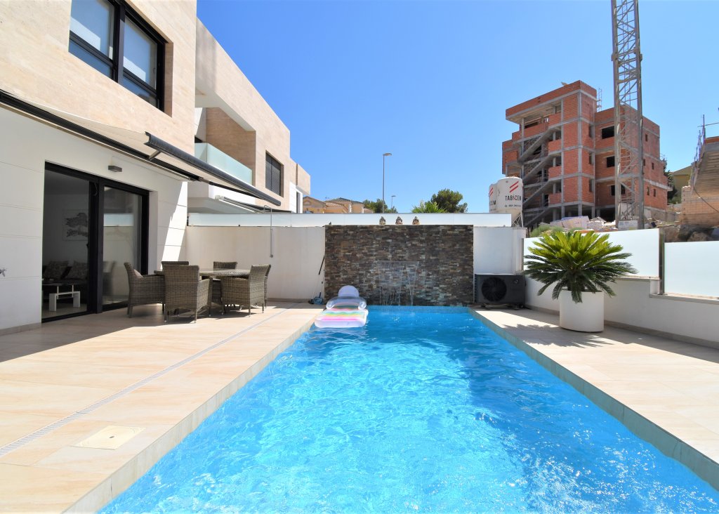 Verkoop - Villa - Orihuela Costa - Villamartin