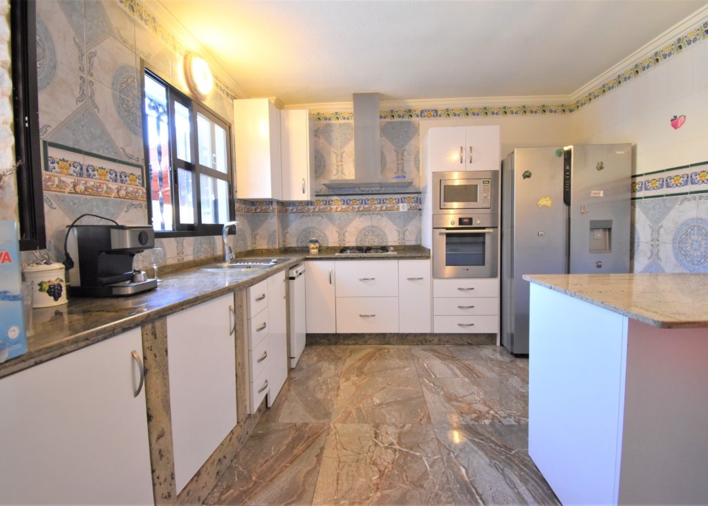 Verkoop - Villa - Orihuela Costa - Villamartin