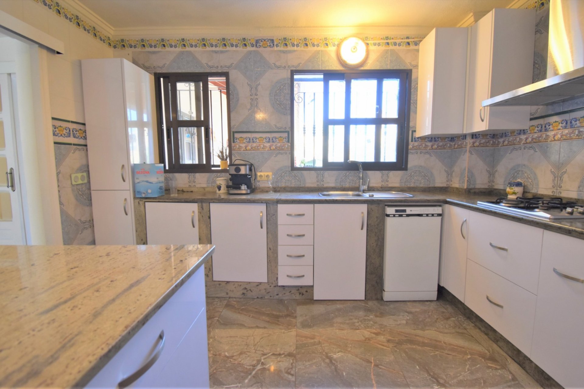 Verkoop - Villa - Orihuela Costa - Villamartin