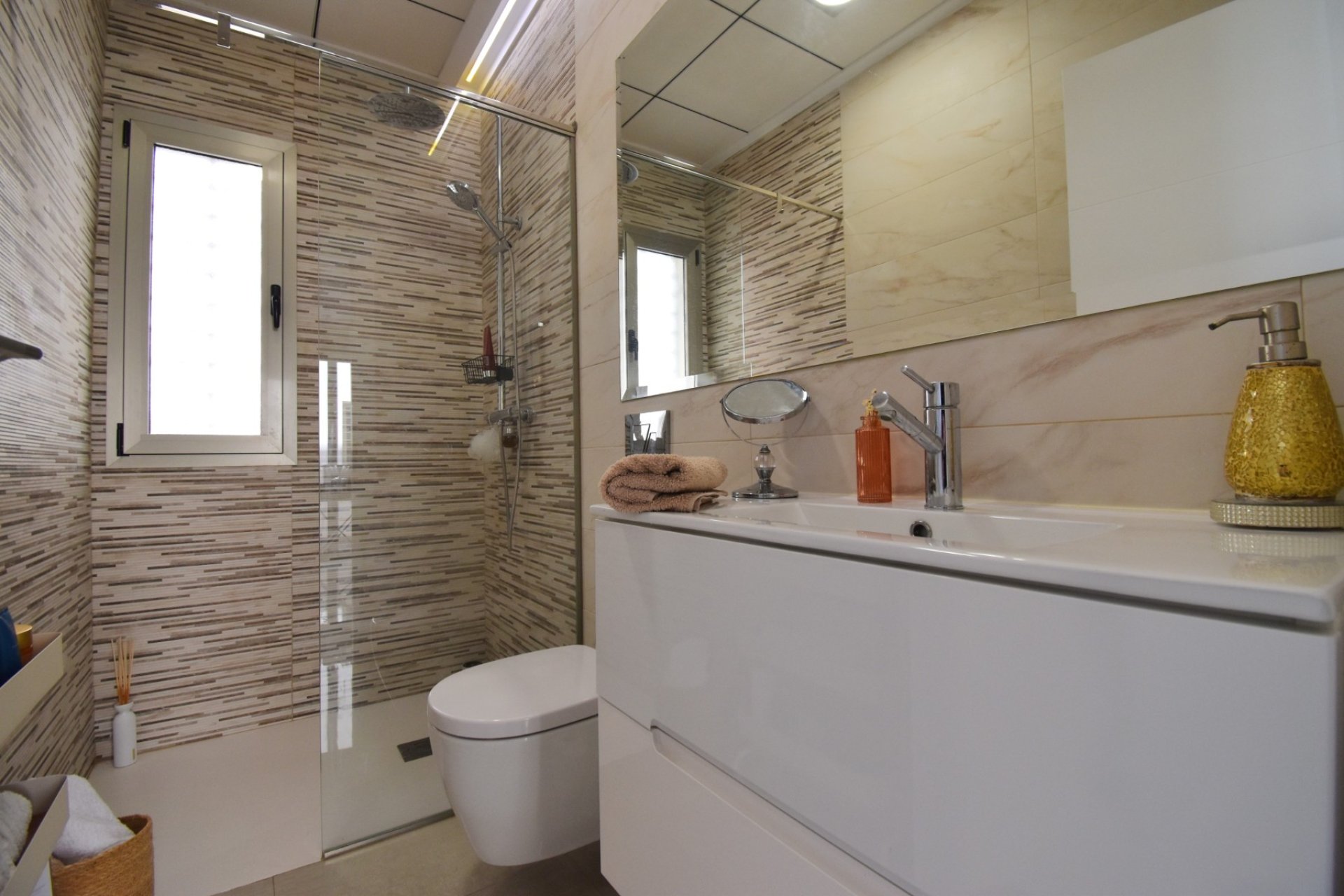 Verkoop - Villa - Orihuela Costa - Villamartin