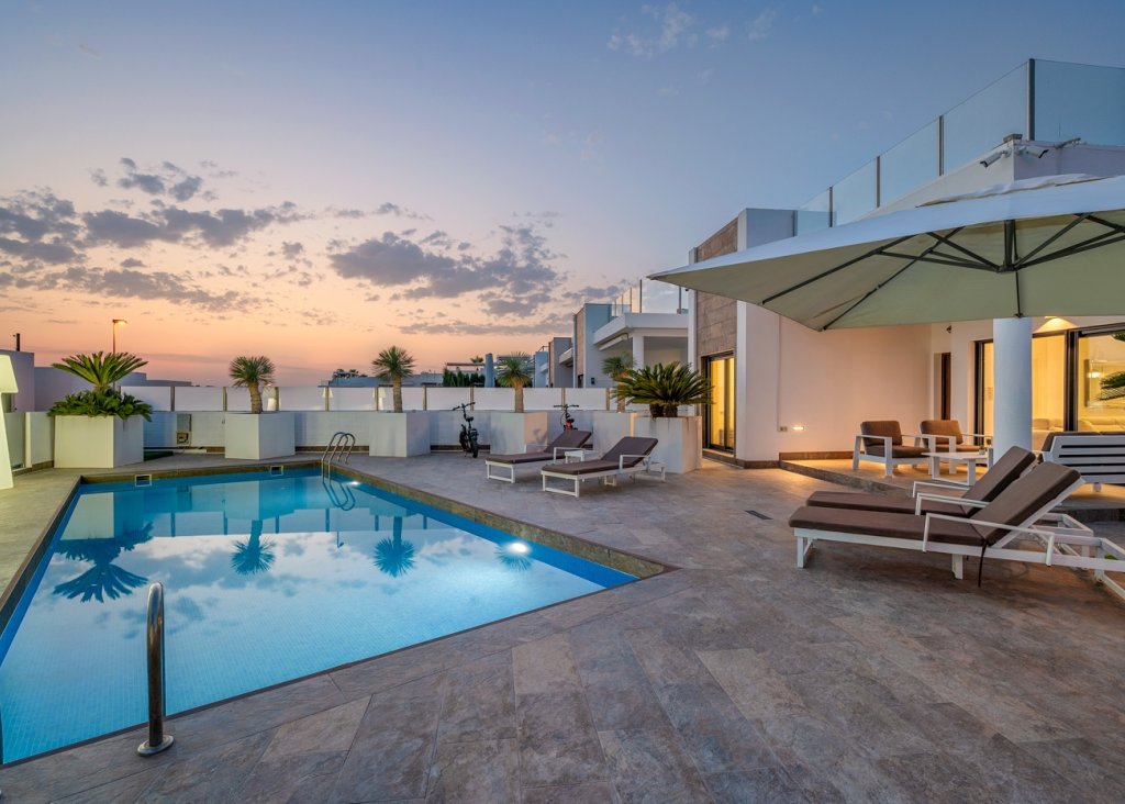 Verkoop - Villa - Orihuela Costa - Villamartín