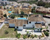 Verkoop - Villa - Orihuela Costa - Villamartin