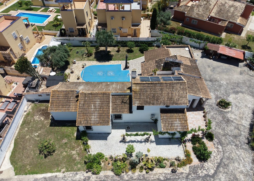 Verkoop - Villa - Orihuela Costa - Villamartin