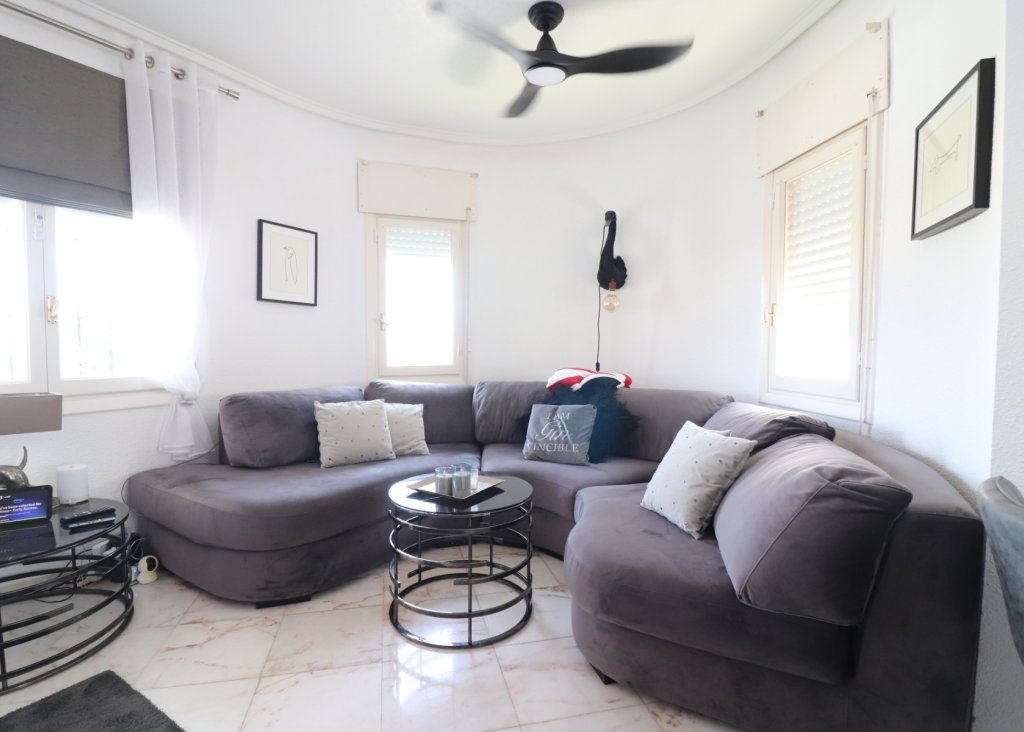 Verkoop - Villa - Orihuela Costa - Villamartin