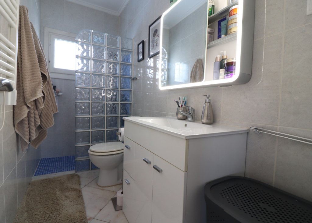 Verkoop - Villa - Orihuela Costa - Villamartin