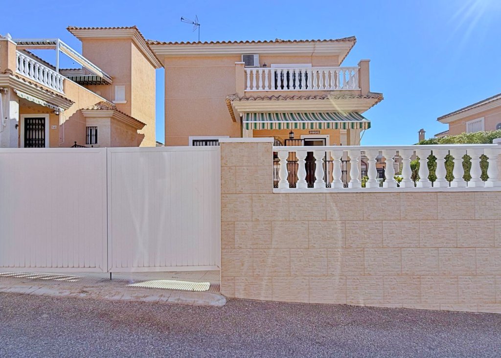 Verkoop - Villa - Orihuela - Orihuela Costa
