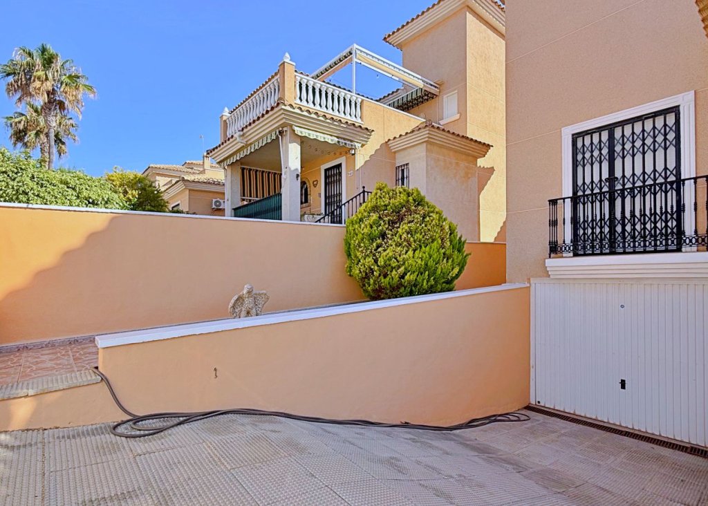 Verkoop - Villa - Orihuela - Orihuela Costa