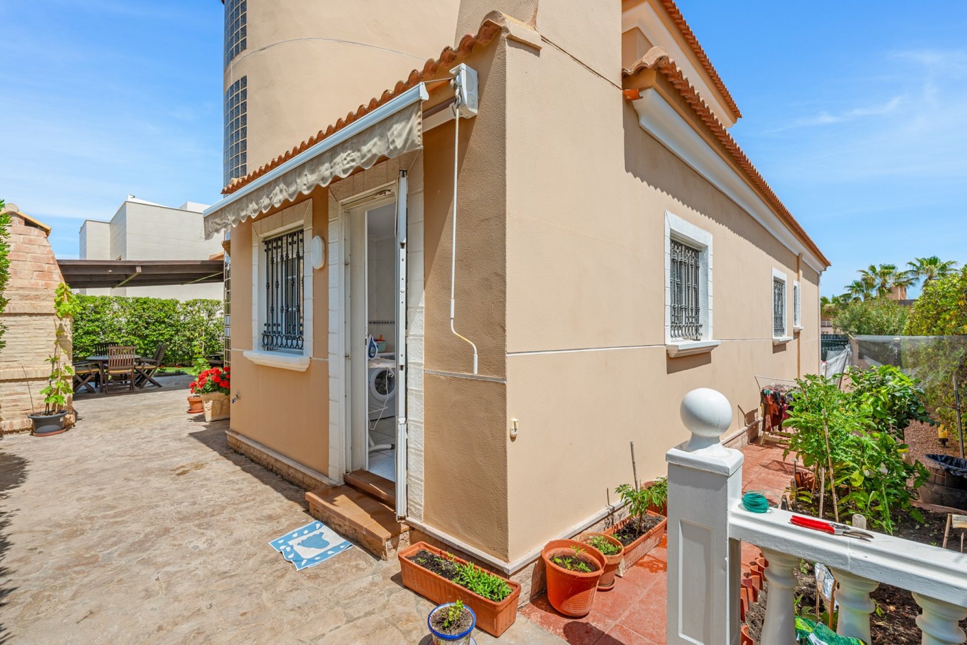Verkoop - Villa - Torrevieja - La Mata
