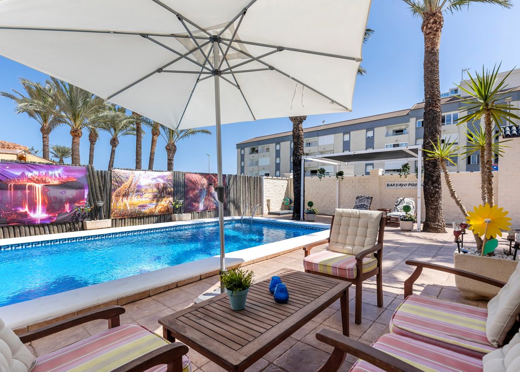 Verkoop - Villa - Torrevieja - Rocio del Mar