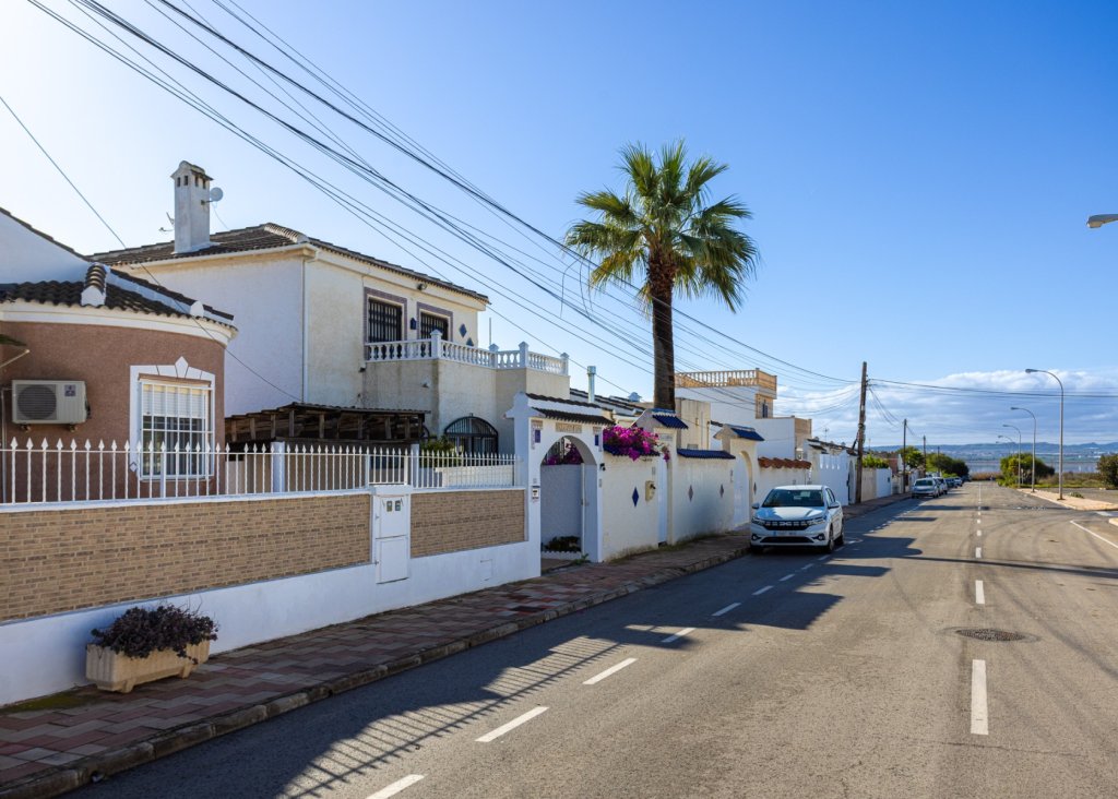 Verkoop - Villa - Torrevieja - Urbanización San Luis
