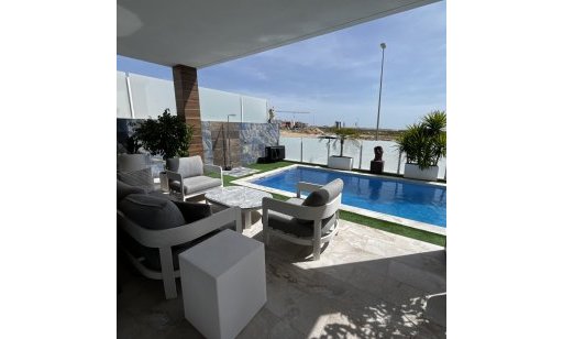 Villa / House - Sale - Orihuela - Entre Naranjos Vistabella Golf