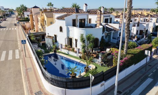 Villa - Sale - Algorfa - La Finca Golf Resort