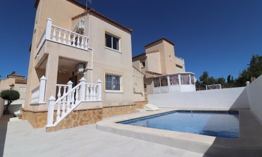 Villa - Sale - San Miguel de Salinas - Lake View Mansions