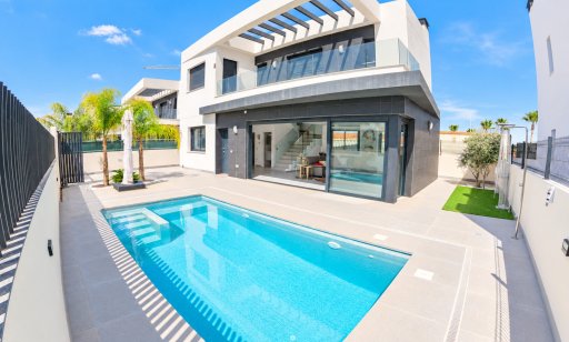 Villa - Verkoop - Algorfa - La Finca Golf Resort