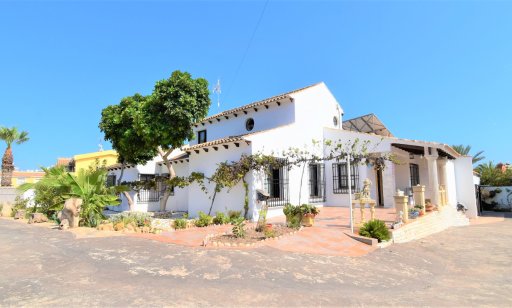 Villa - Verkoop - Orihuela Costa - Villamartin