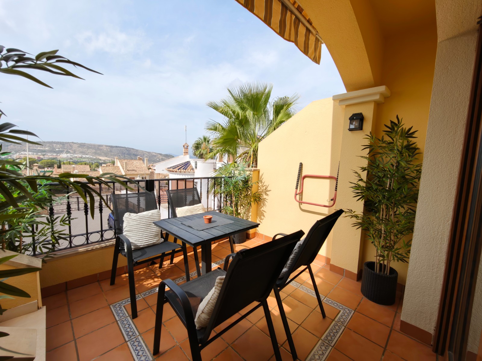 Apartment · Resale - Algorfa · La Finca Golf Resort · Alicante · Spain Apartment · Resale - Algorfa · La Finca Golf Resort · Alicante · Spain