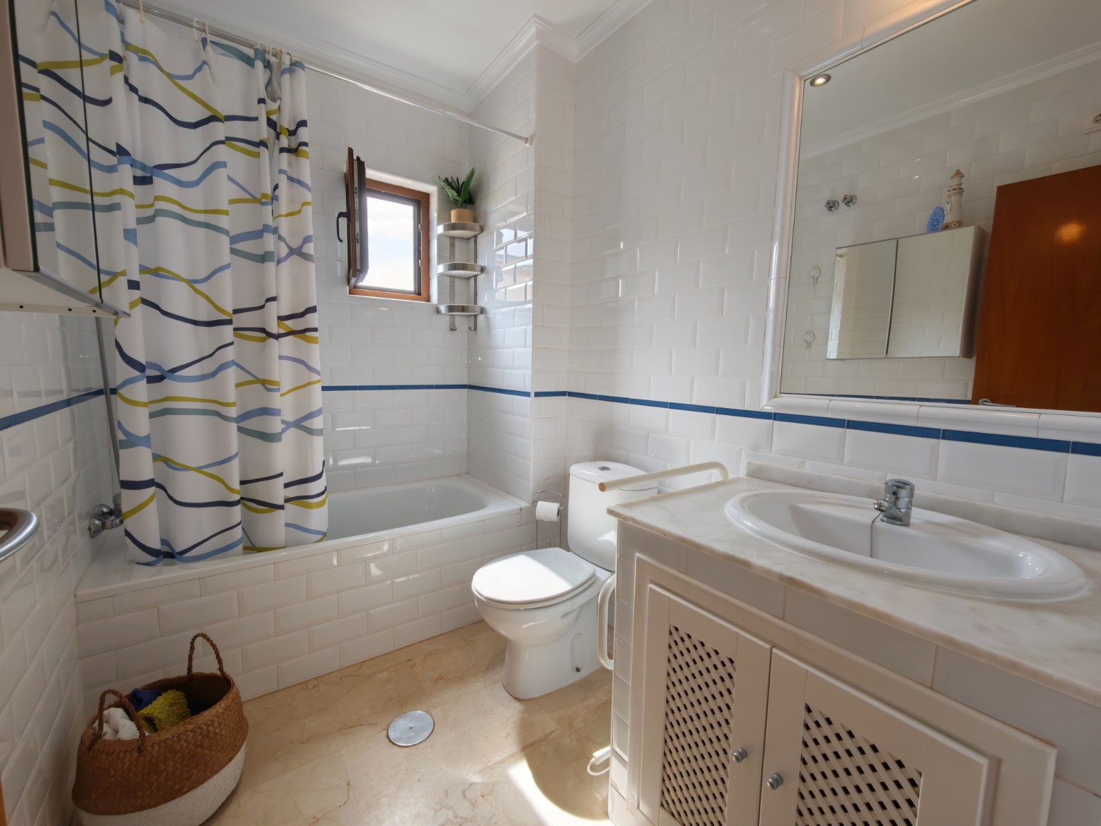 Apartment · Resale - Algorfa · La Finca Golf Resort · Alicante · Spain Apartment · Resale - Algorfa · La Finca Golf Resort · Alicante · Spain